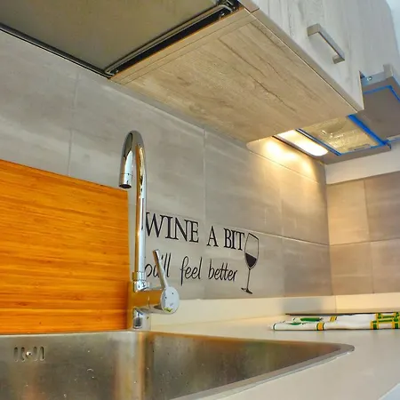 Sea Steps 1 Marsalforn Apartment *