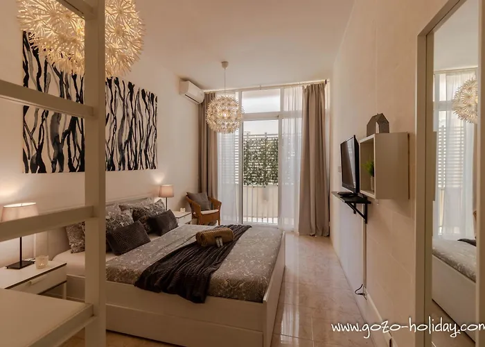 Sea Steps Apartamento Marsalforn